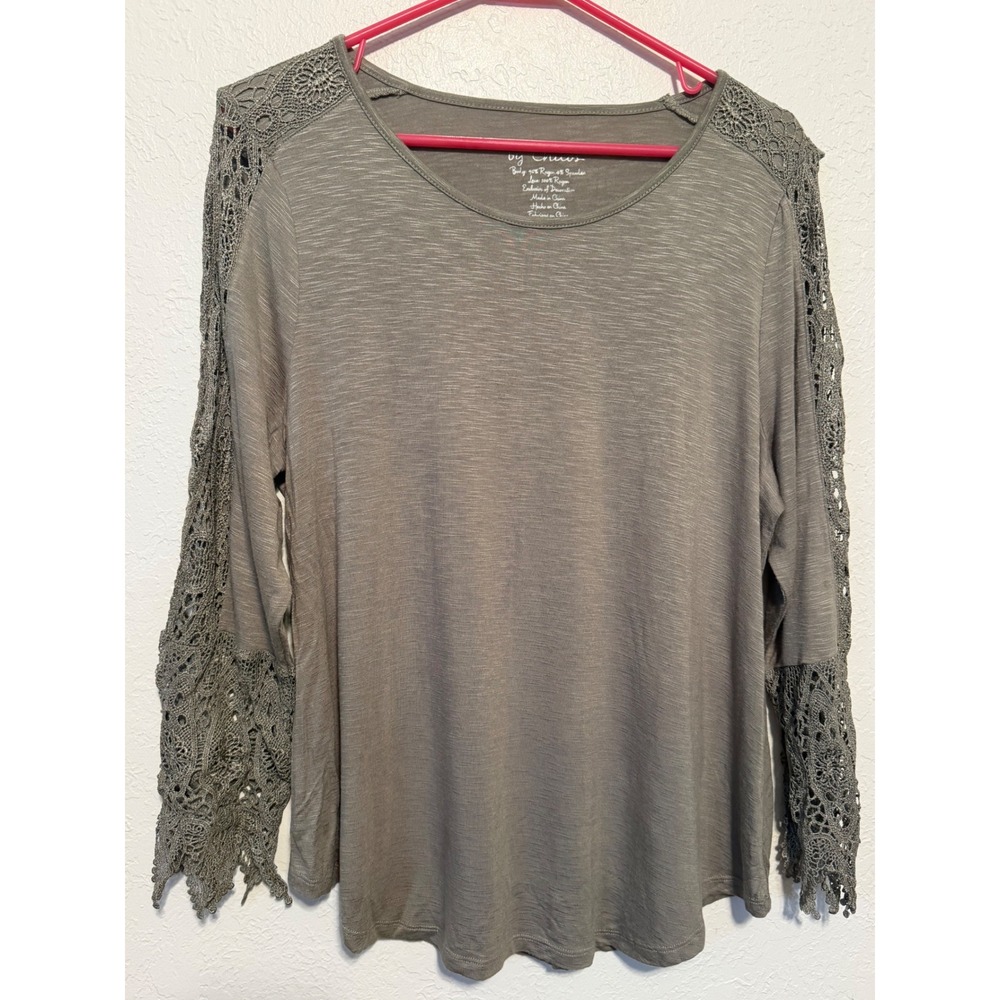 Chicos Crochet Lace Sleeve Top Olive Green Slub Knit Scoop Neck Size 2 Petite